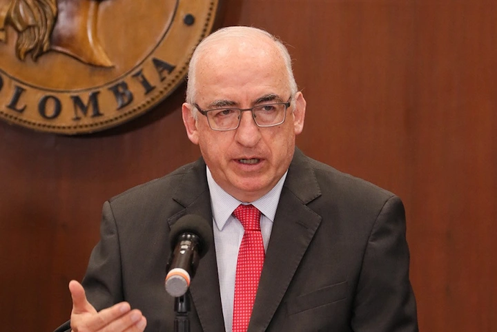 Gerente del Banco de la República advierte que el crecimiento económico no sería sostenible en el largo plazo