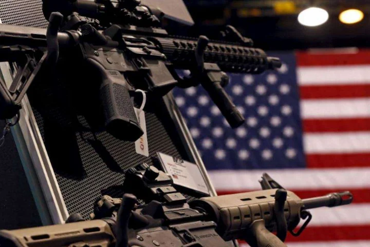 Colombia devuelve armamento estadounidense tras solicitud oficial