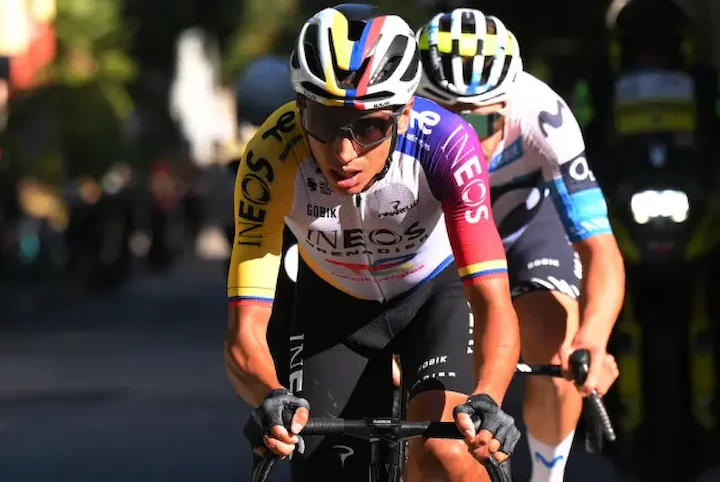 Egan Bernal sobresale con top-10 en el Gran Piemonte 2025