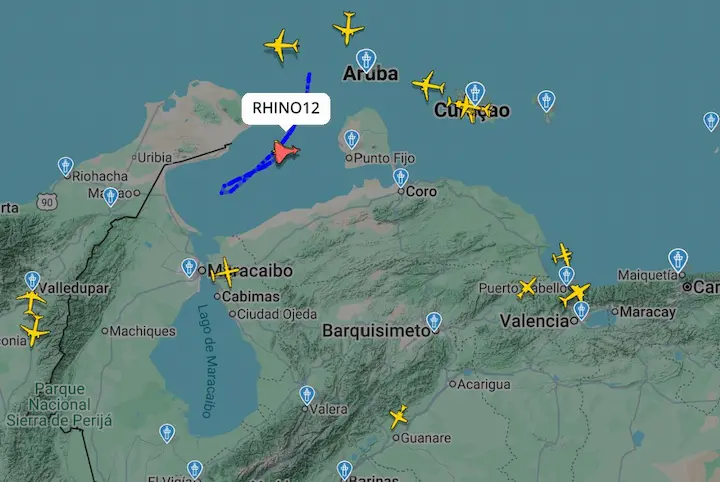 Aviones F-18 de Estados Unidos sobrevuelan el Golfo de Venezuela