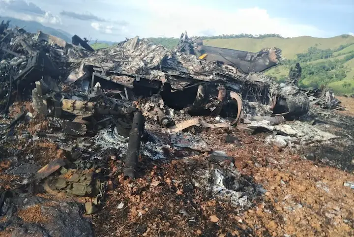 Restos del helicóptero Black Hawk derribado en Amalfi, Antioquia.