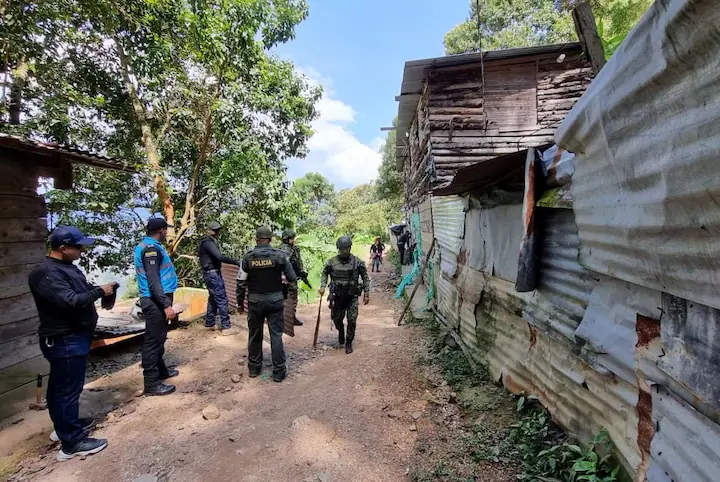 Golpe histórico en Buriticá: incautados 14 túneles usados por el Clan del Golfo para extracción ilegal de oro