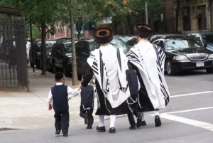 Autoridades colombianas rescatan a 17 menores ligados a la secta ultrarreligiosa Lev Tahor en Yarumal