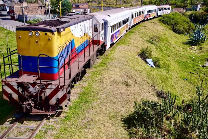 El Tren de la Vida y la Esperanza revive el ferrocarril colombiano y se convierte en nueva propuesta turística en Boyacá